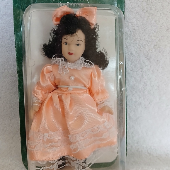 Collectible Celebration the Season Porcelain Doll in Peach Dress - Picture 6 of 6
